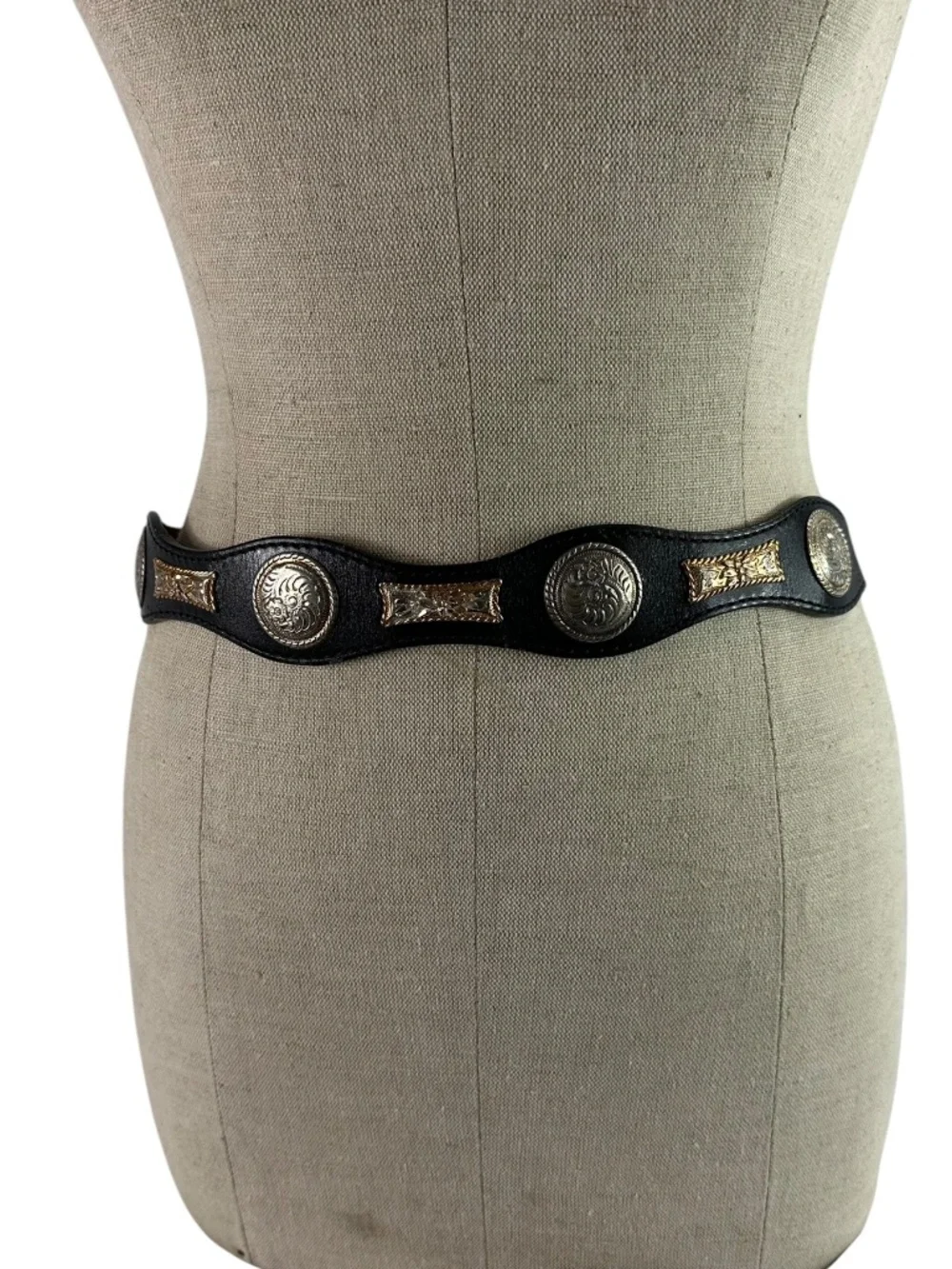 Vintage Black Leather Western Concho Belt Silver Engraved Buckle Boho Size 32